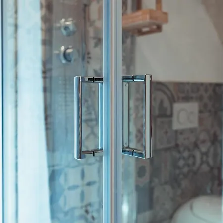 לינה וארוחת בוקר Gradelle San Nicola 4*