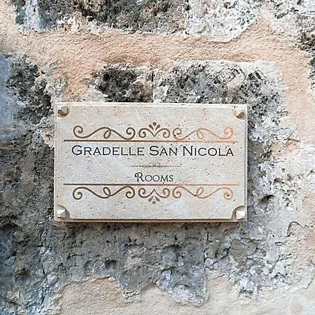 Gradelle San Nicola Bed & Breakfast 4*